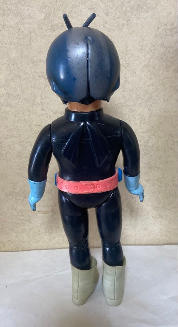 旧バンダイ仮面ライダーソフビ⭐︎希少1本線.青マスク - メルカリ