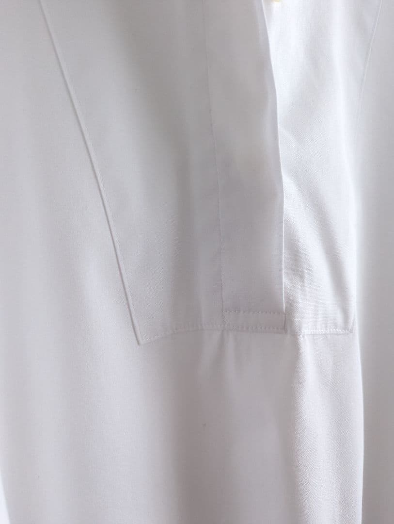 良品】TICCA スタンドカラー スキッパープルオーバー ブラウス白