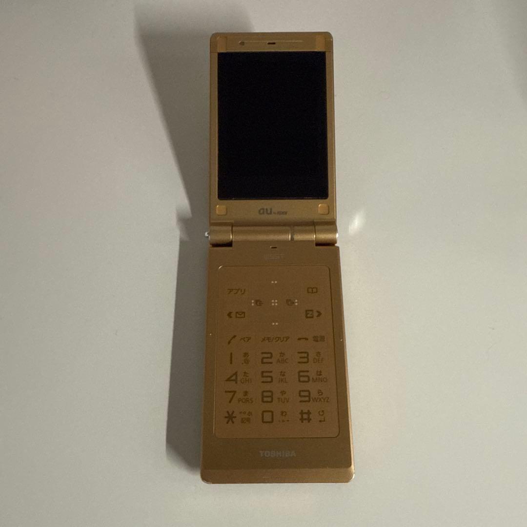 TOSHIBA W55T ゴールド 折りたたみ携帯電話 ガラケー 五条悟 - メルカリ