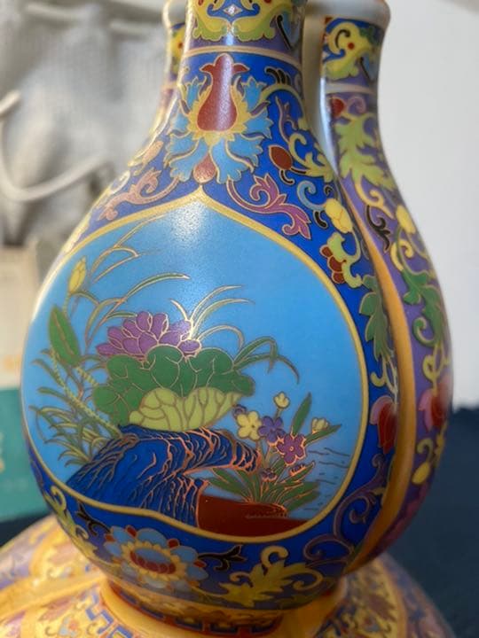 雍正年製粉彩三口葫芦瓶、サイズ約高さ24cm径约16cm - メルカリ