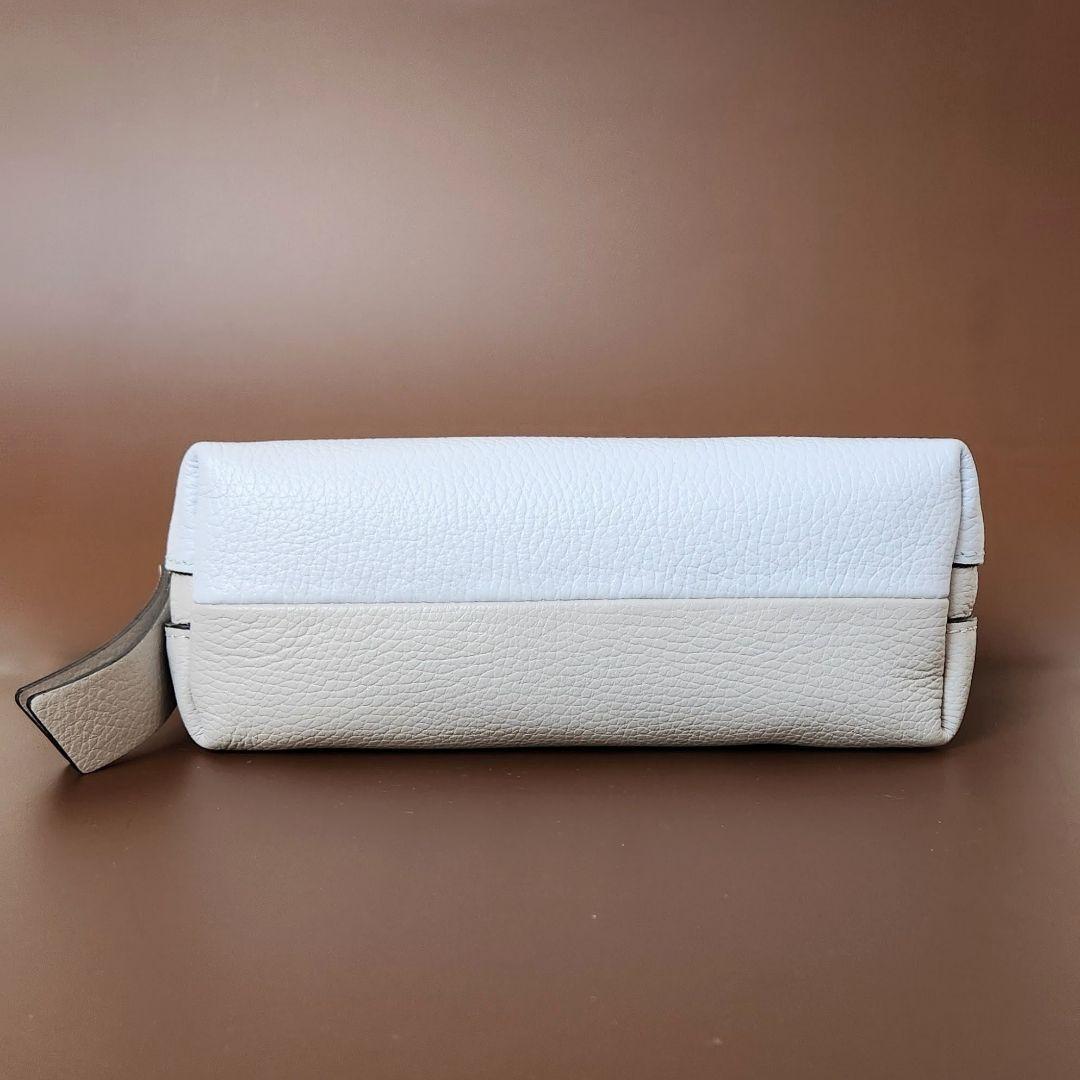 《美品》ジャンニキアリー二 バイカラー ショルダーバッグ アリファS