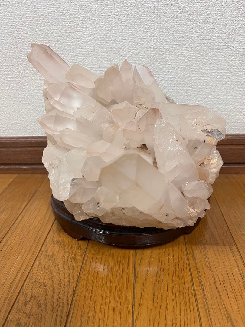 天然石　水晶 クラスター パワーストーン　台座付き　特大　重さ　約5.9キロ 楽天市場】＼P10倍確定+10%OFF／ 【再入荷・早い者勝ち】 水晶