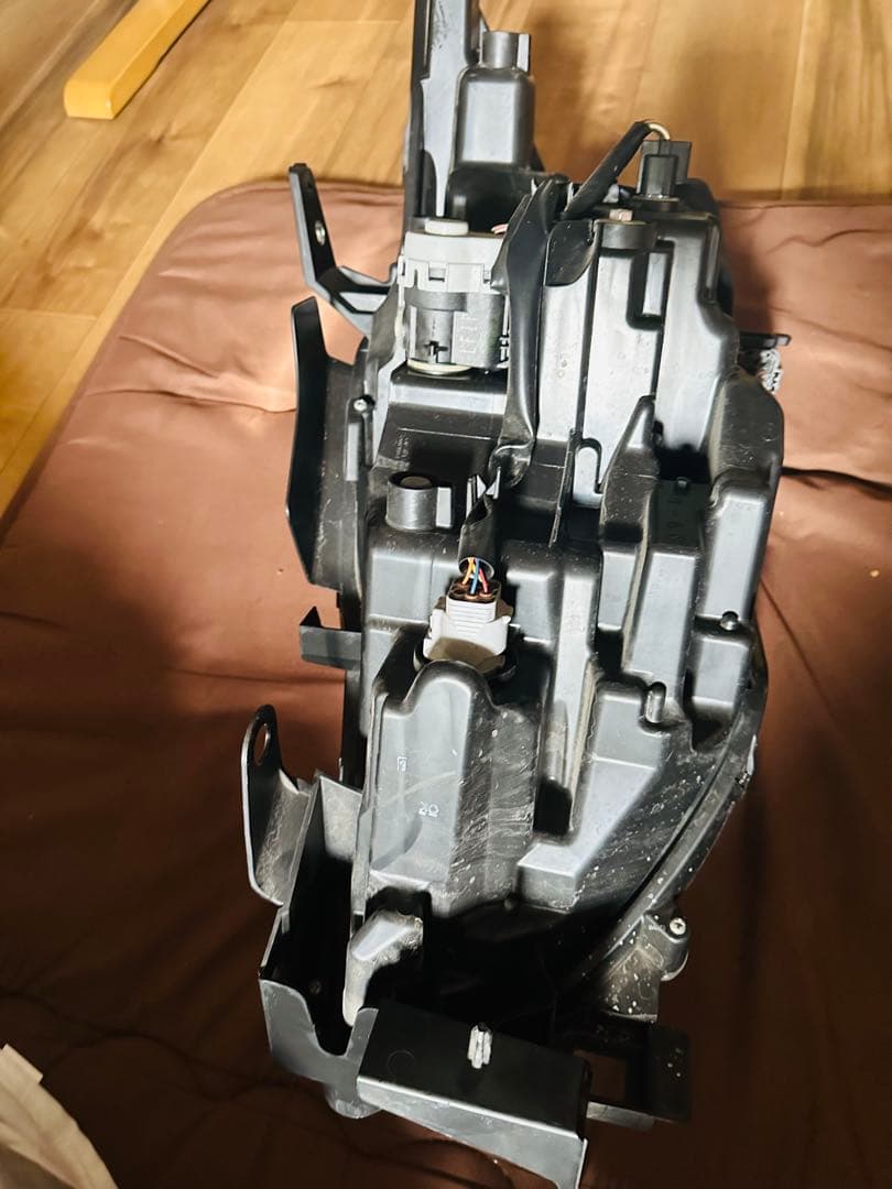 右ヘッドライト商品 CX-5(KF後期)CX-8 KG最終型) 共通 2023年 - メルカリ