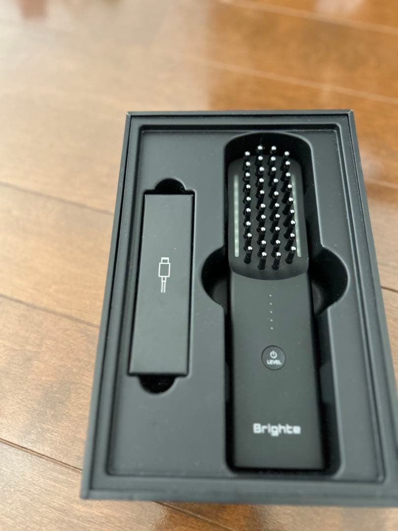 ELEKI BRUSH ブライト　エレキブラシ　Brighte 美顔器 BRT-FS145 ブラシ型美顔器 ELEKI BRUSH（エレキブラシ） Brighte