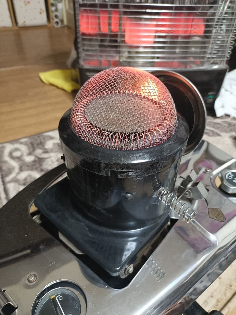 HITACHI 石油ストーブ OVH-A530 昭和レトロ反射型キャンプ向き - メルカリ