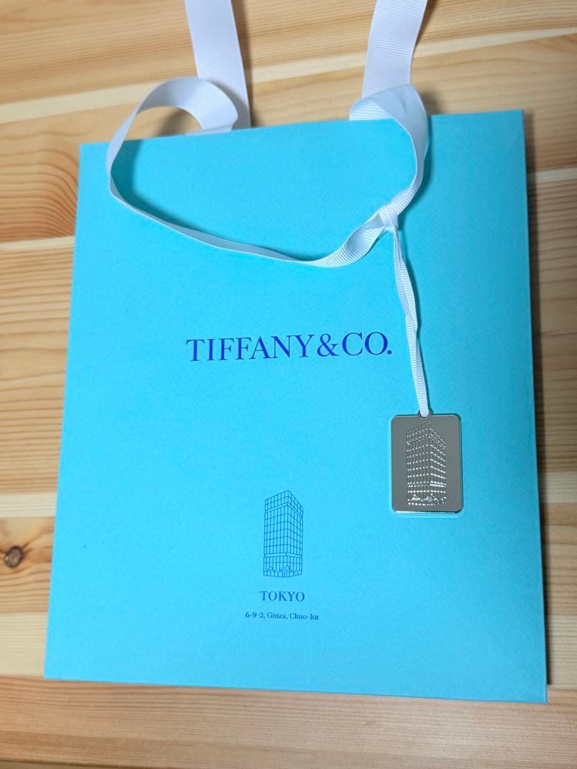 Tiffany 銀座 ショップ袋 銀座店チャーム付き - メルカリ