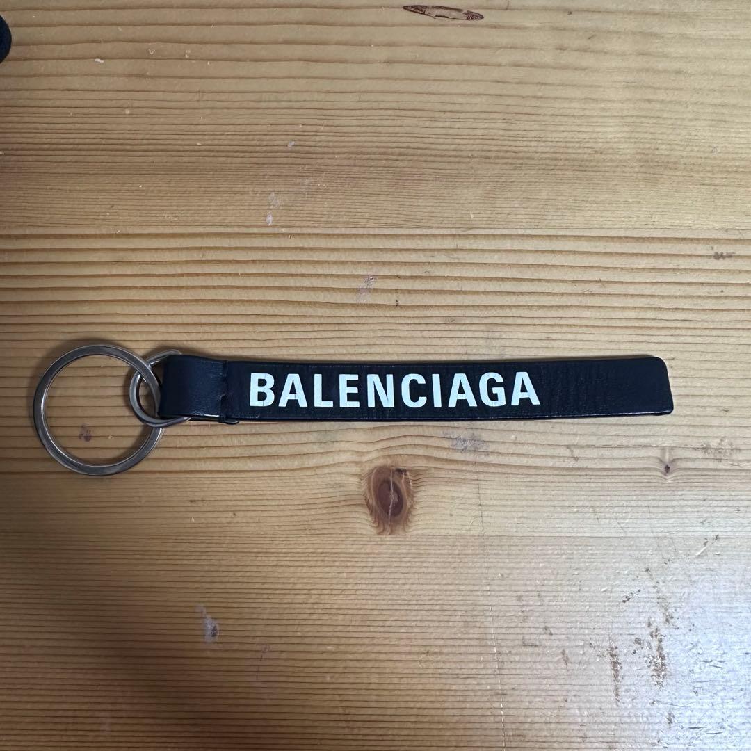 バレンシアガ　キーリング 楽天市場】BALENCIAGA バレンシアガ エブリディ キーリング