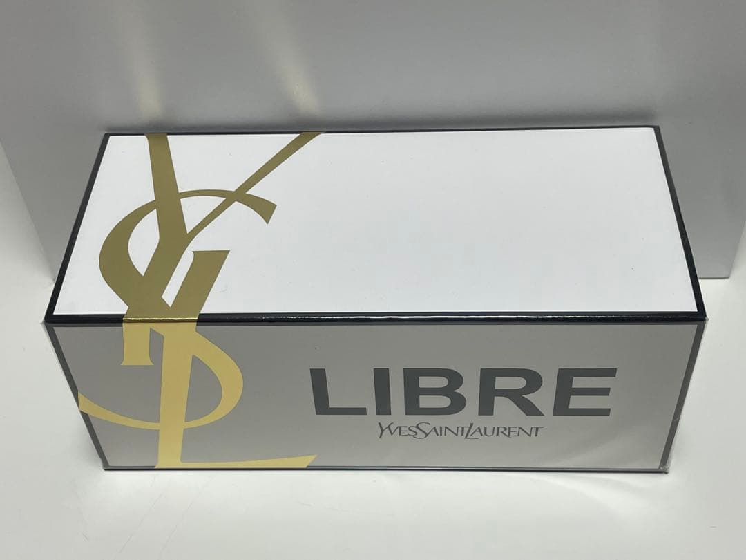 Yves Saint Laurent LIBRE 香水セット Amazon.com : Yves Saint Laurent Libre Perfume for Women Gift Set