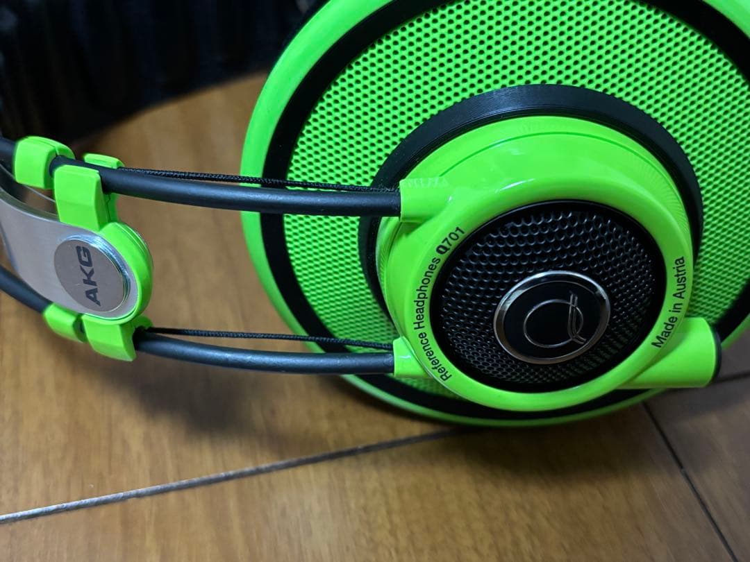 ☆動作品☆AKG Q701 グリーン オーストリア製 クインシー・ジョーンズ