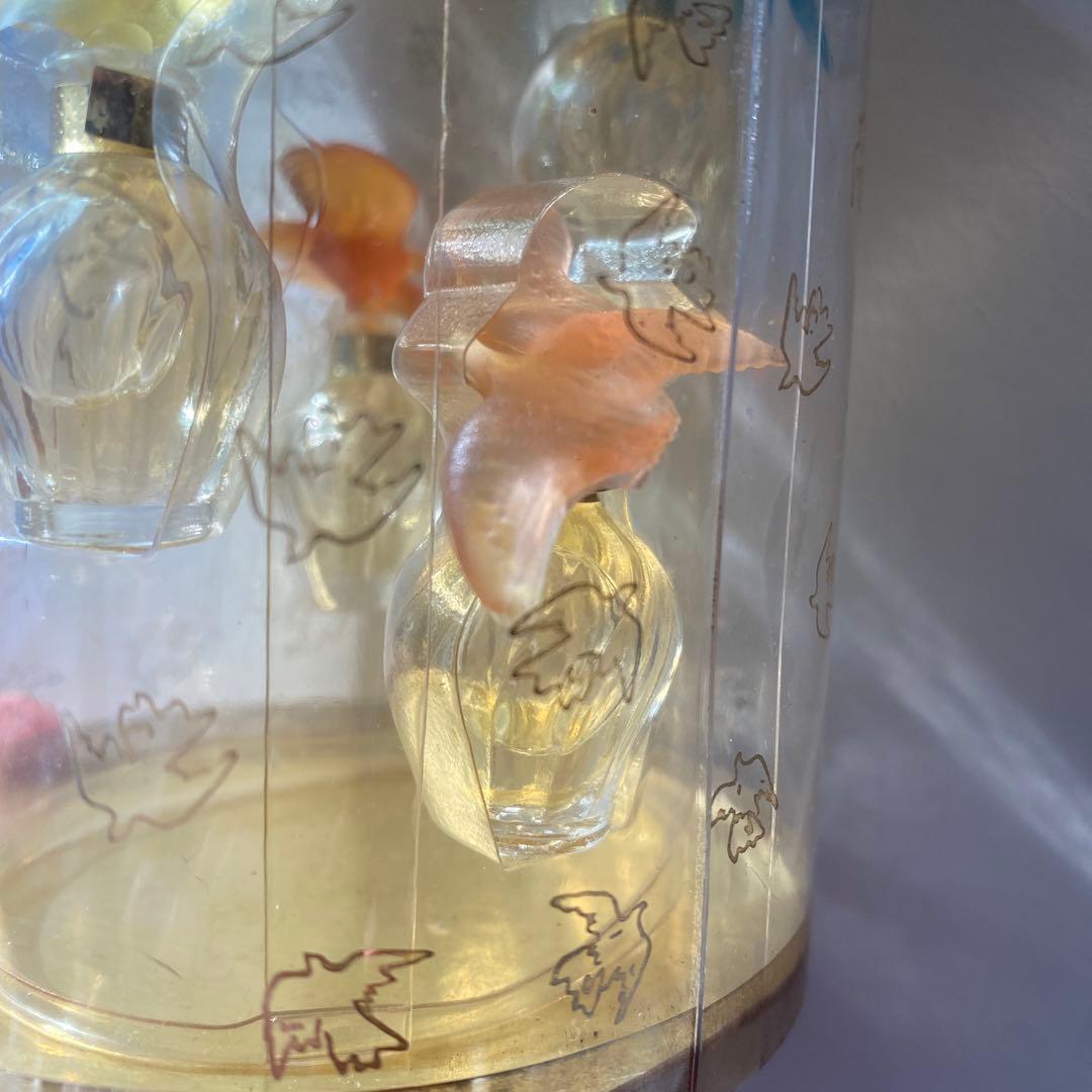 未開封】完全版 ニナリッチ NINA RICCI レールデュタン 二枚鳩 - メルカリ