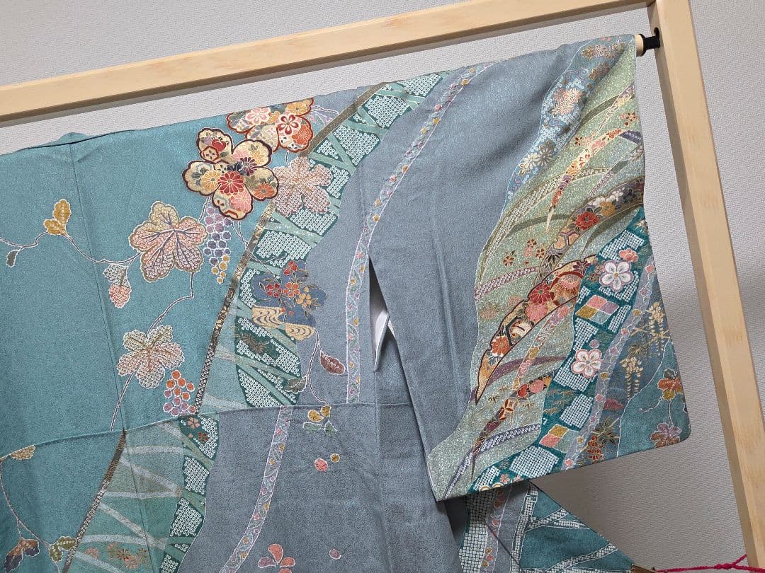 C◇着物くつろぎ 吉祥文様 金彩 宝尽し 雪輪 露草 袷 正絹 訪問着 着物