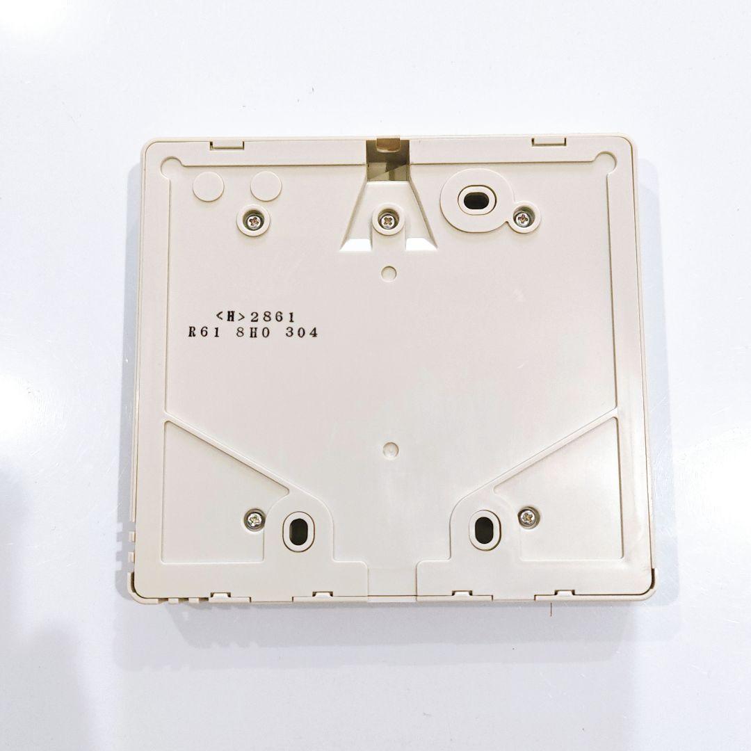 2746 三菱 ミツビシ RB-4DF 業務 エアコン リモコンの通販はau PAY