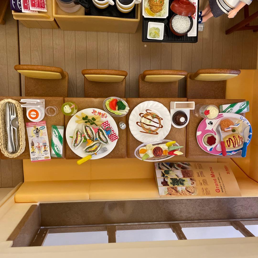 リーメント ぷちサンプル&シルバニア 森のキッチンの建物○ファミリー