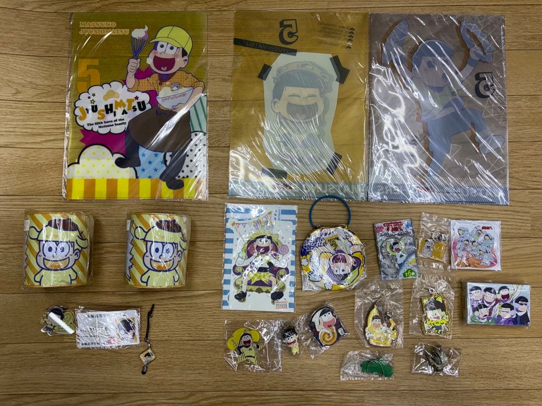 おそ松くん 十四松のグッズ 115点セット！ - メルカリ