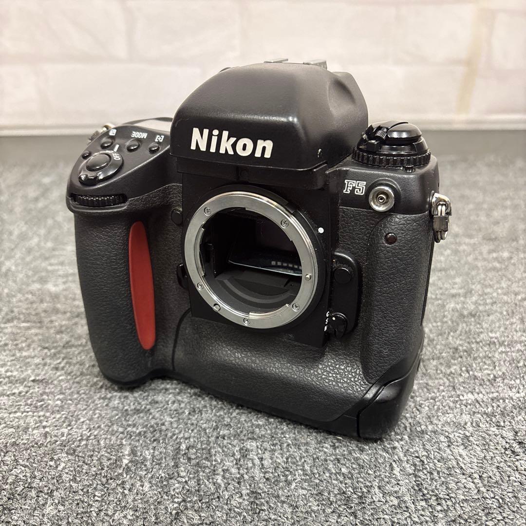 即決 Nikon ニコン F5 カメラ ニコン Nikon F5 一眼レフ フィルムカメラ / アクションファインダー