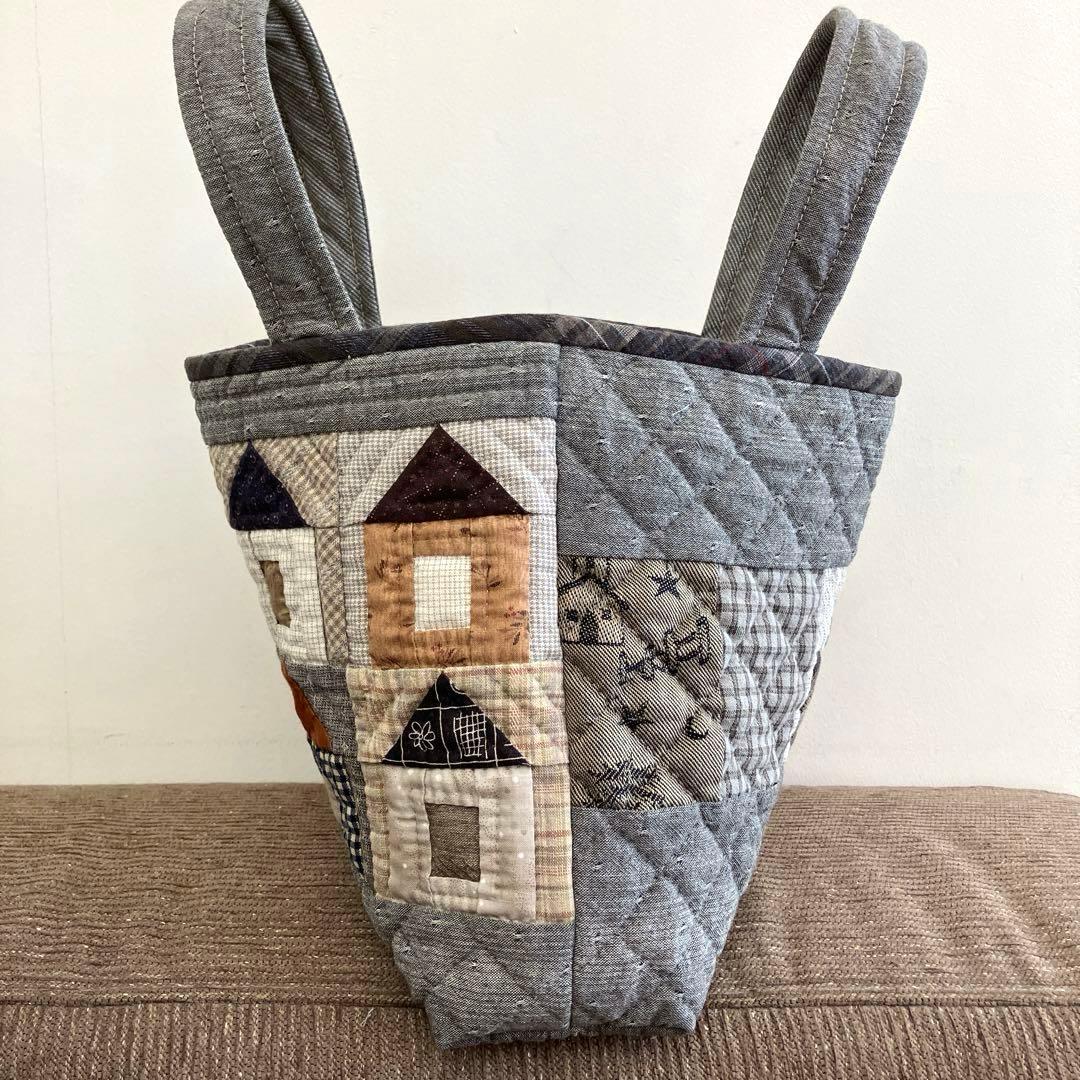 パッチワークキルト ハウスのトートバック ハンドメイド - メルカリ