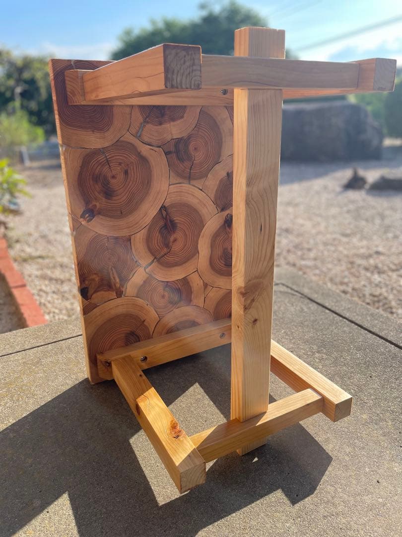 快適家具・インテリア - 杉の丸太ローテーブル サイドテーブル 花台