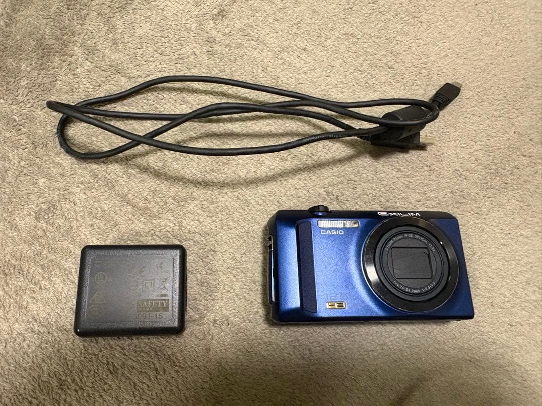 CASIO EXILIM 青色 コンパクトデジタルカメラ　EX-ZR200 CASIO EX-ZR200 ブルー【完動品】▪️オールドコンデジ▪️デジタル