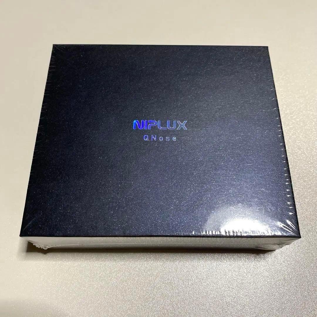 NIPLUX QNose EMS LED美顔器　鼻　キュノーズ　ニプラックス NIPLUX公式店】QNose│キュノーズ│鼻専用美顔器│鼻から始まる美印象