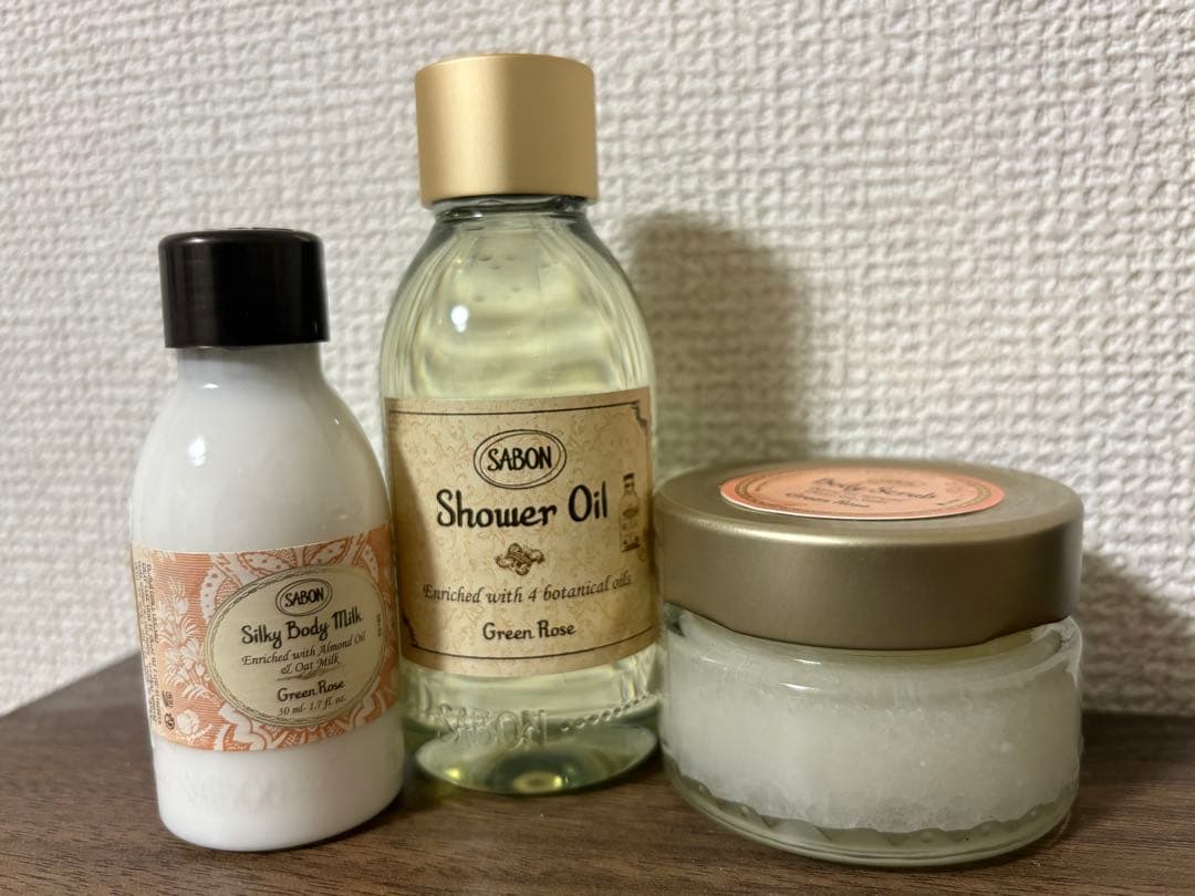 SABONセット(グリーンローズ)ボディミルク/ボディスクラブ/シャワー