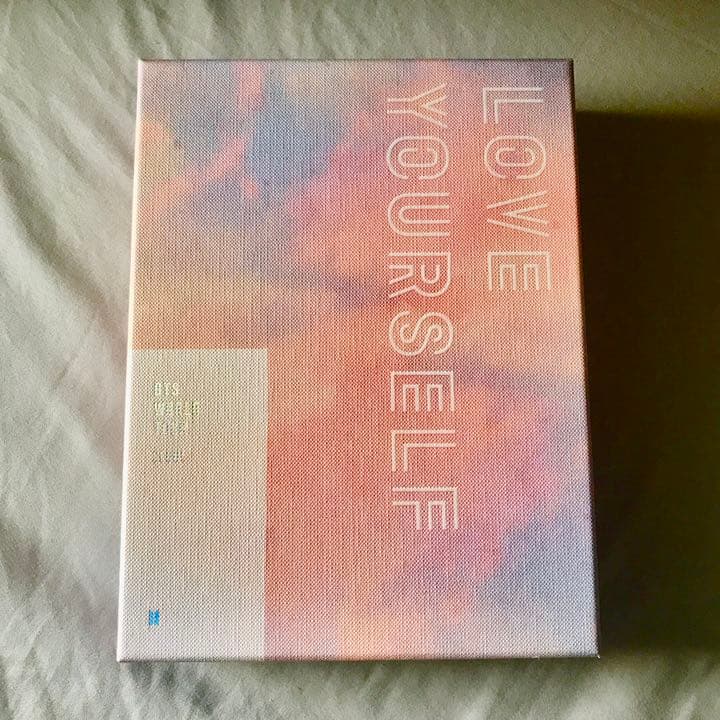 BTS  LoveYourSelf DVD ポスターJIMIN、JIN付き s-l400.jpg