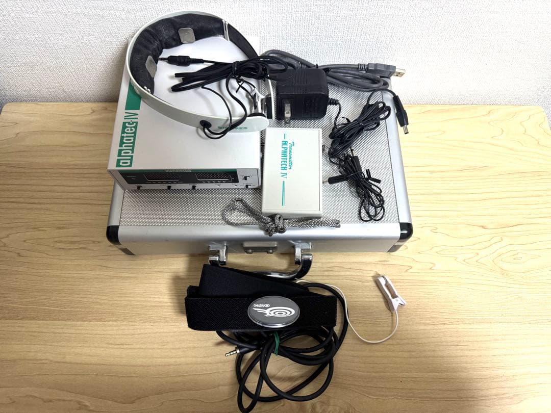 脳波測定器 アルファテック4（alphatec IV) - メルカリ