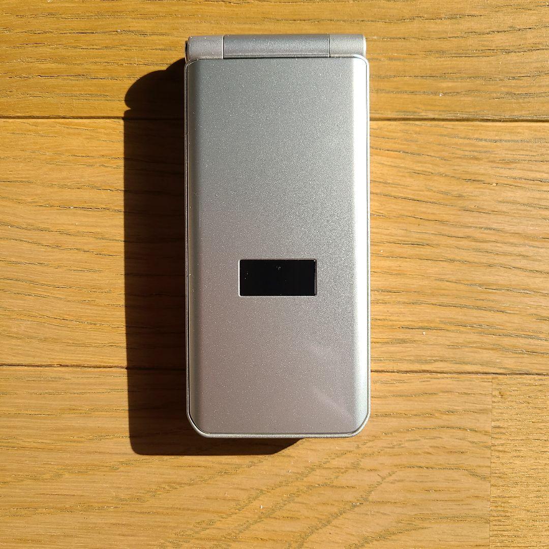 シルバー 折りたたみ式携帯電話 本体 Amazon.co.jp: Galaxy Z Fold6｜512GB｜シルバーシャドウ｜Galaxy AI