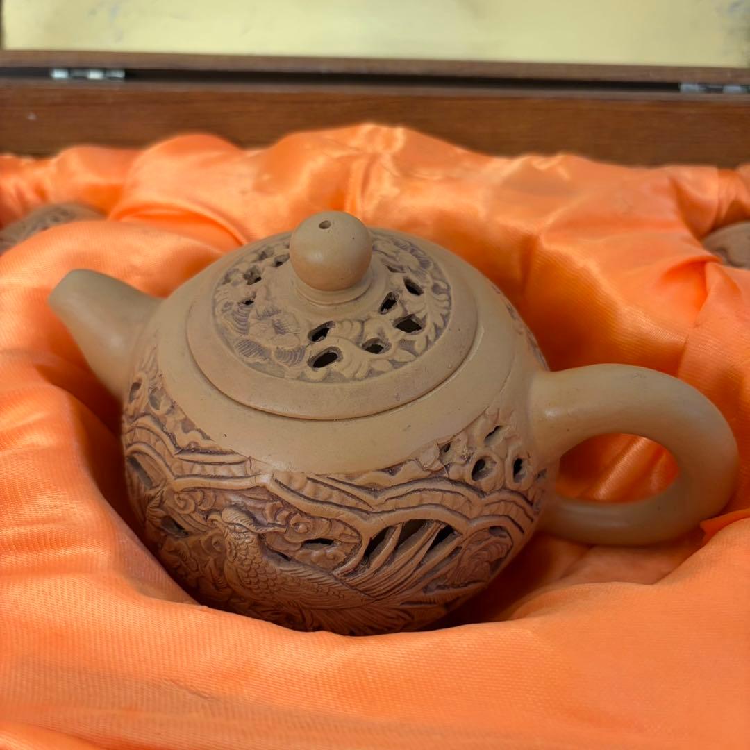 宜興紫砂】鳳凰透かし彫り 茶器セット 急須＋湯呑6客 木箱付 中国茶