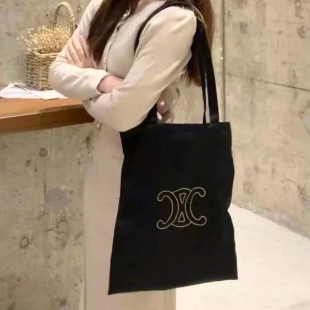 新品 未使用 CELINEセリーヌ トートバッグ トリオンフ ノベルティ 黒