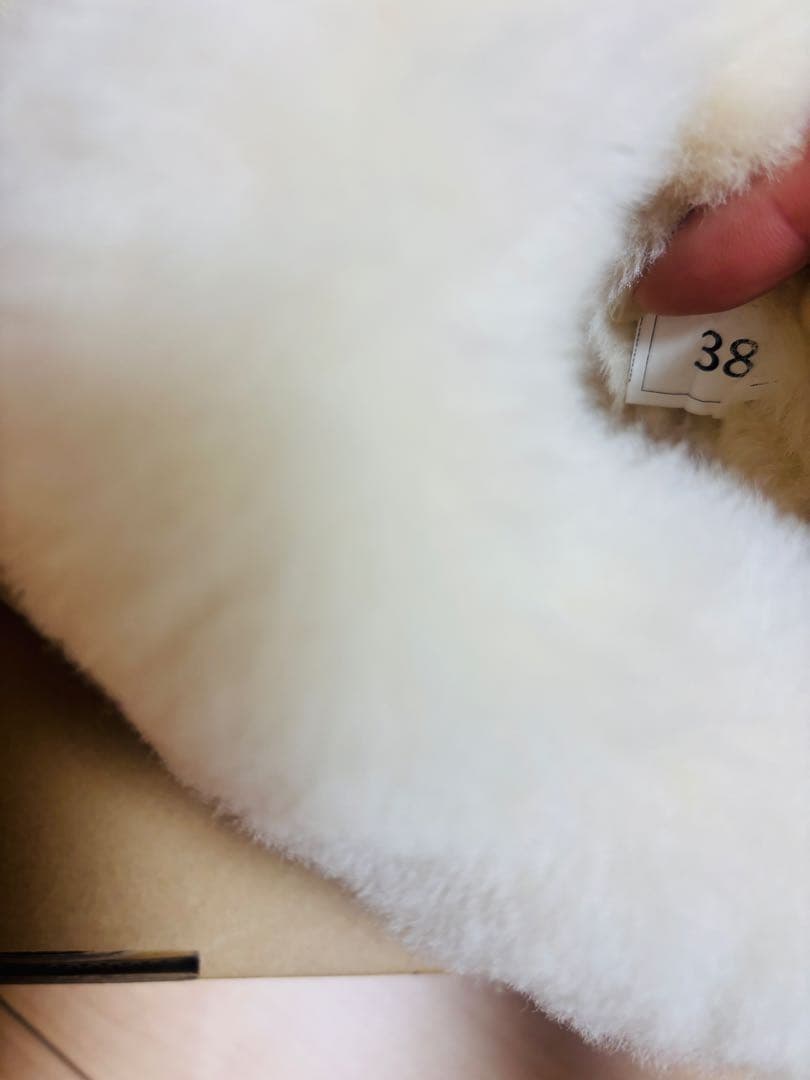 UGG 厚底24cm MUSTARD_SEED ムートンブーツ - メルカリ