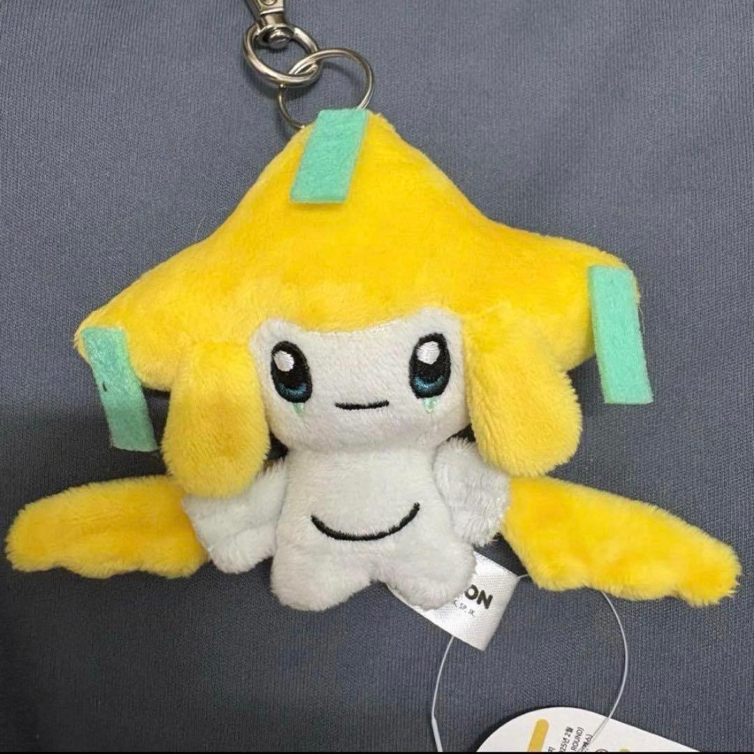 韓国限定 ポケモン ジラーチ バッグチャーム ぬいぐるみキーリング 8cm