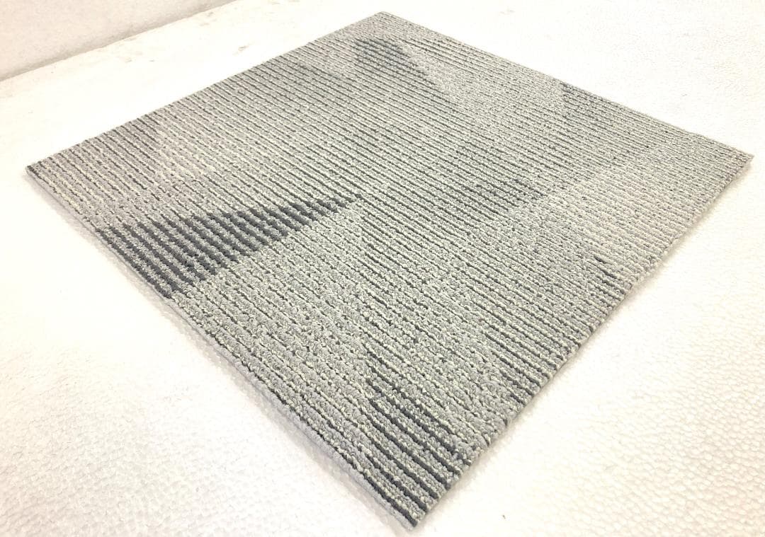 東栄ペット　タイルカーペット　４８枚　新品・未使用　国内メーカー　正規品 楽天市場】【レビュー特典】大特価［100枚以上 20枚単位］サンゲツ