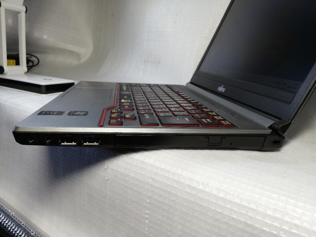 富士通 LIFEBOOK E734/H Windows11/office2016 - メルカリ