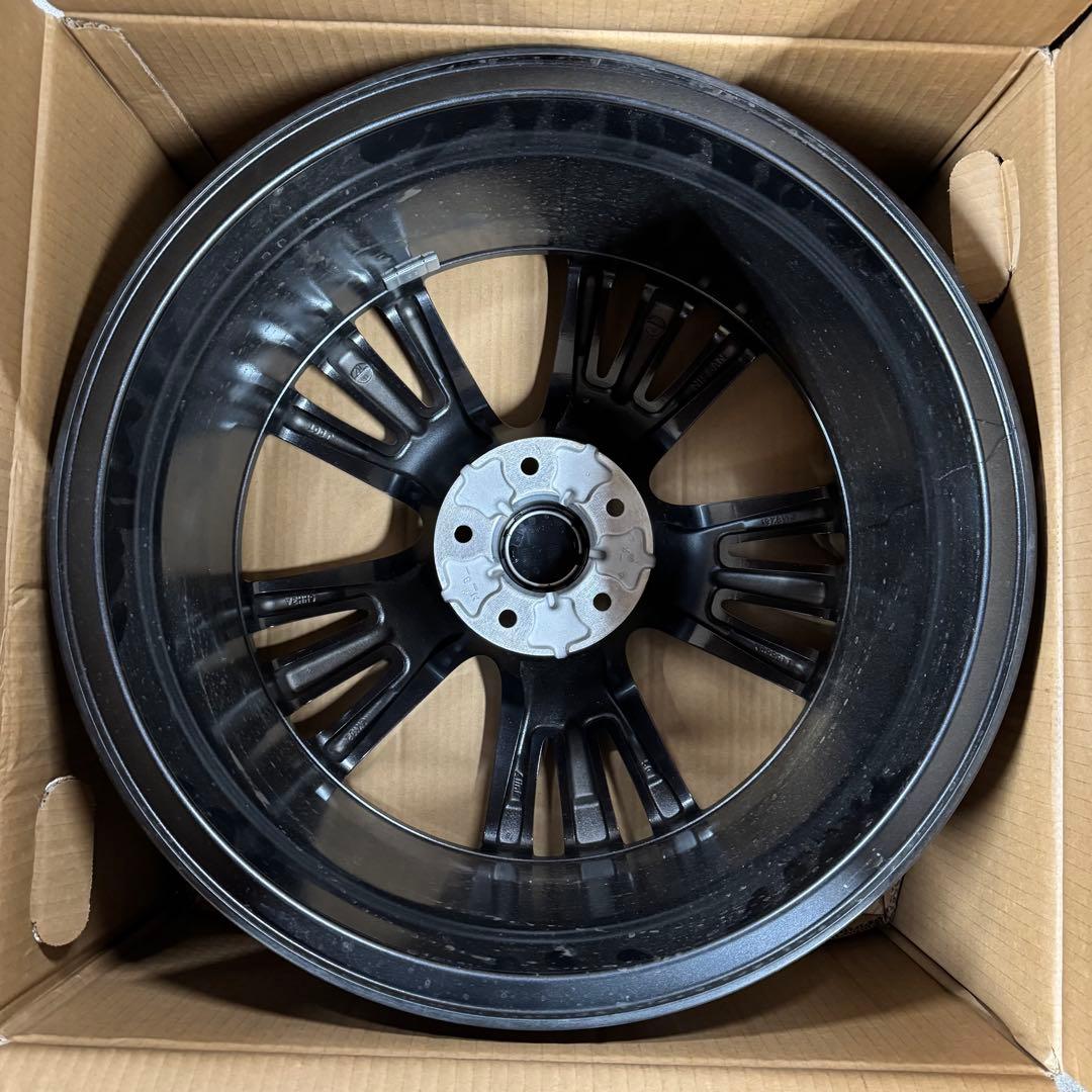 新車外し V37 スカイライン純正 19インチ 8.5J 日産