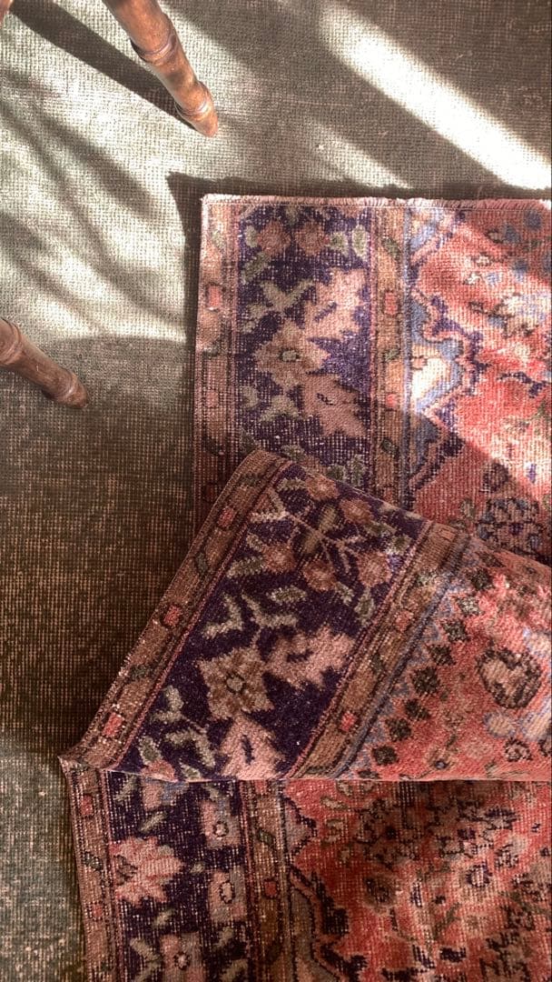 70×237 \"SAKURA” ViNTAGE TURKiSH RUG