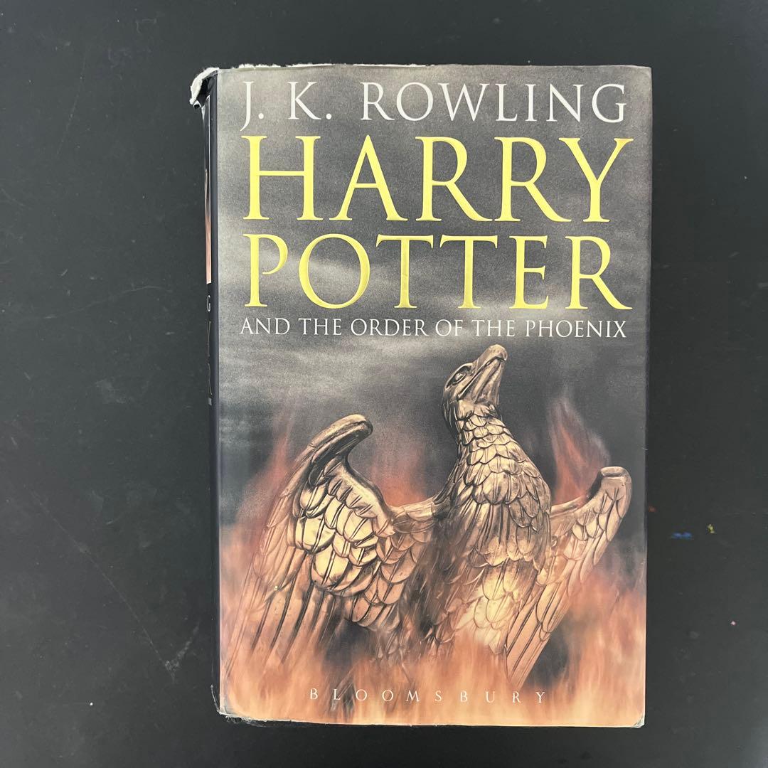 ハリー・ポッターと不死鳥の騎士団 (5巻) 英語版 - メルカリ