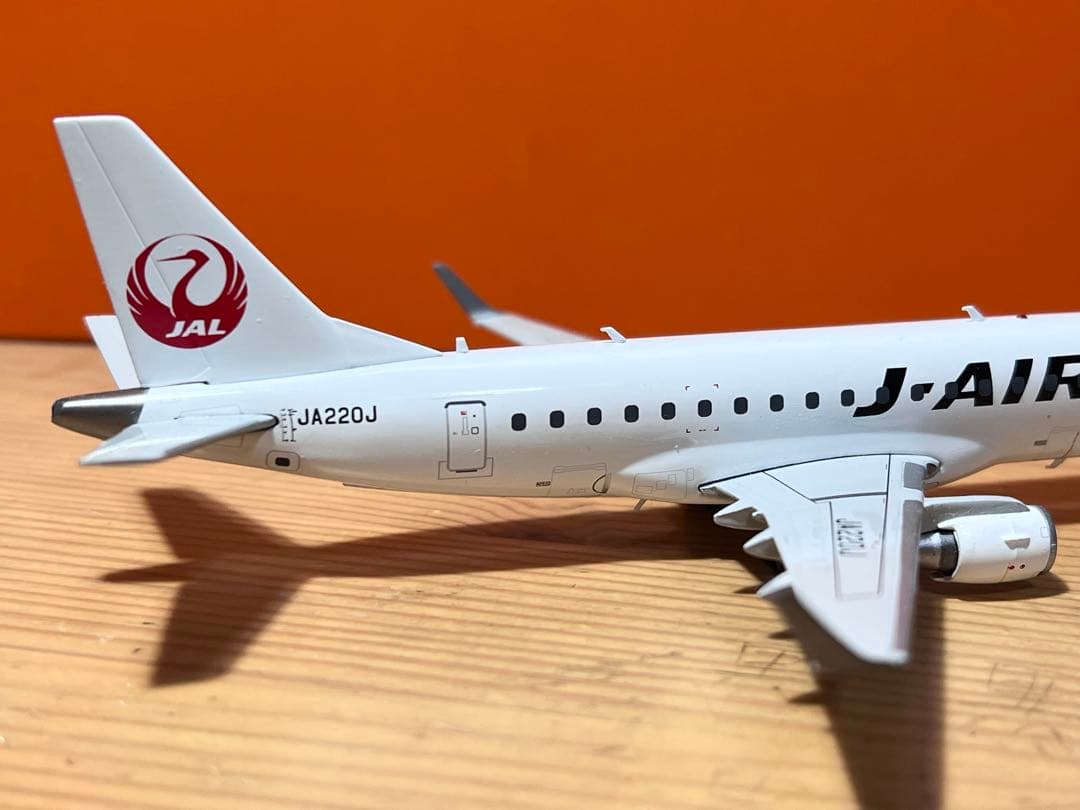 JCwings 1/200 J-AIR E170 JA220J