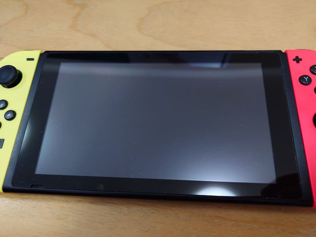 Nintendo Switch 本体 Joy-Con3つ - メルカリ