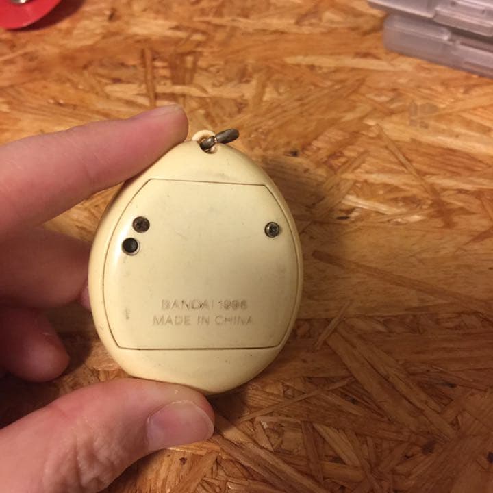 たまごっち 初代 LOTTEモデル 懸賞品 動作確認済 - メルカリ