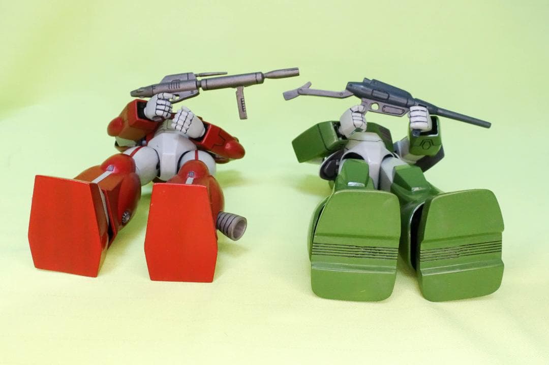 全塗装完成品】1/144 ラウンド・バーニアン ネオファム／ディルファム