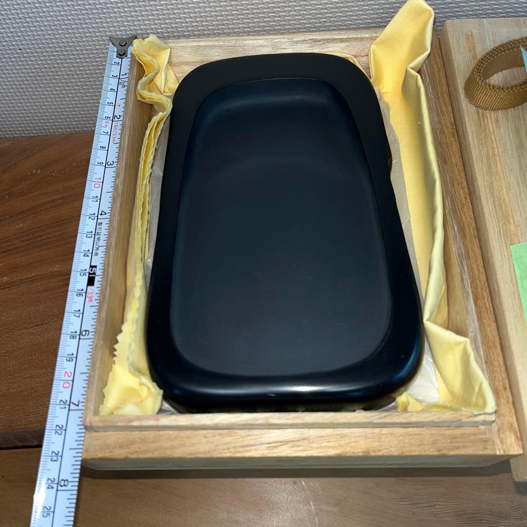 ⭕️専用⭕️雨畑真石硯 新品美品 硯匠庵 玉泉 四六寸大 - メルカリ