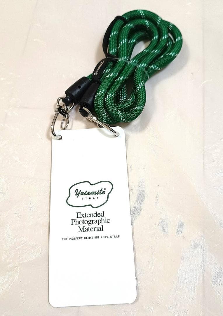 未使用　スターバックス x ビームス x ヨセミテ　ストラップ　グリーン　希少！ スターバックスとBEAMSが身軽に楽しむ新たなTOGOスタイルをご提案