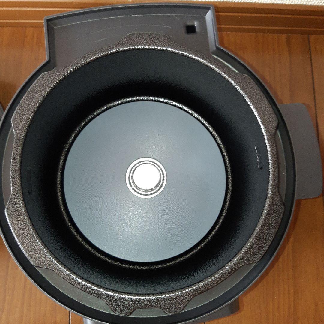 アイリスオーヤマ　電気圧力鍋　IRIS KPC--B　ブラック　2.2L