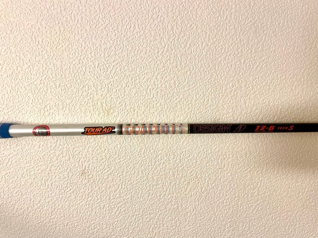 ツアーAD IZ 6S ドライバー用 テーラーメイドスリーブ付き