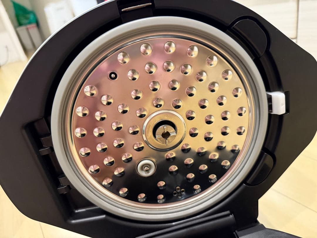 【美品】 HEALSiO 水なし自動調理鍋 KN-HW16G-W 1.6L