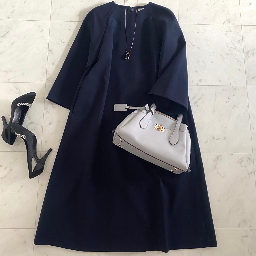 極美品 アドーア ADORE バックサテンアムンゼンワンピース ネイビー 36