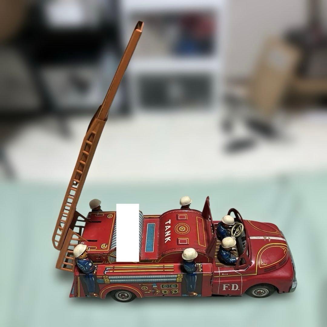 ぺ*ん様 ジャンク 箱無 ヨネザワ玩具 消防車 ブリキ 中古】箱無し ジャンク ヨネザワ 米澤玩具 ブリキ 消防車 はしご車の