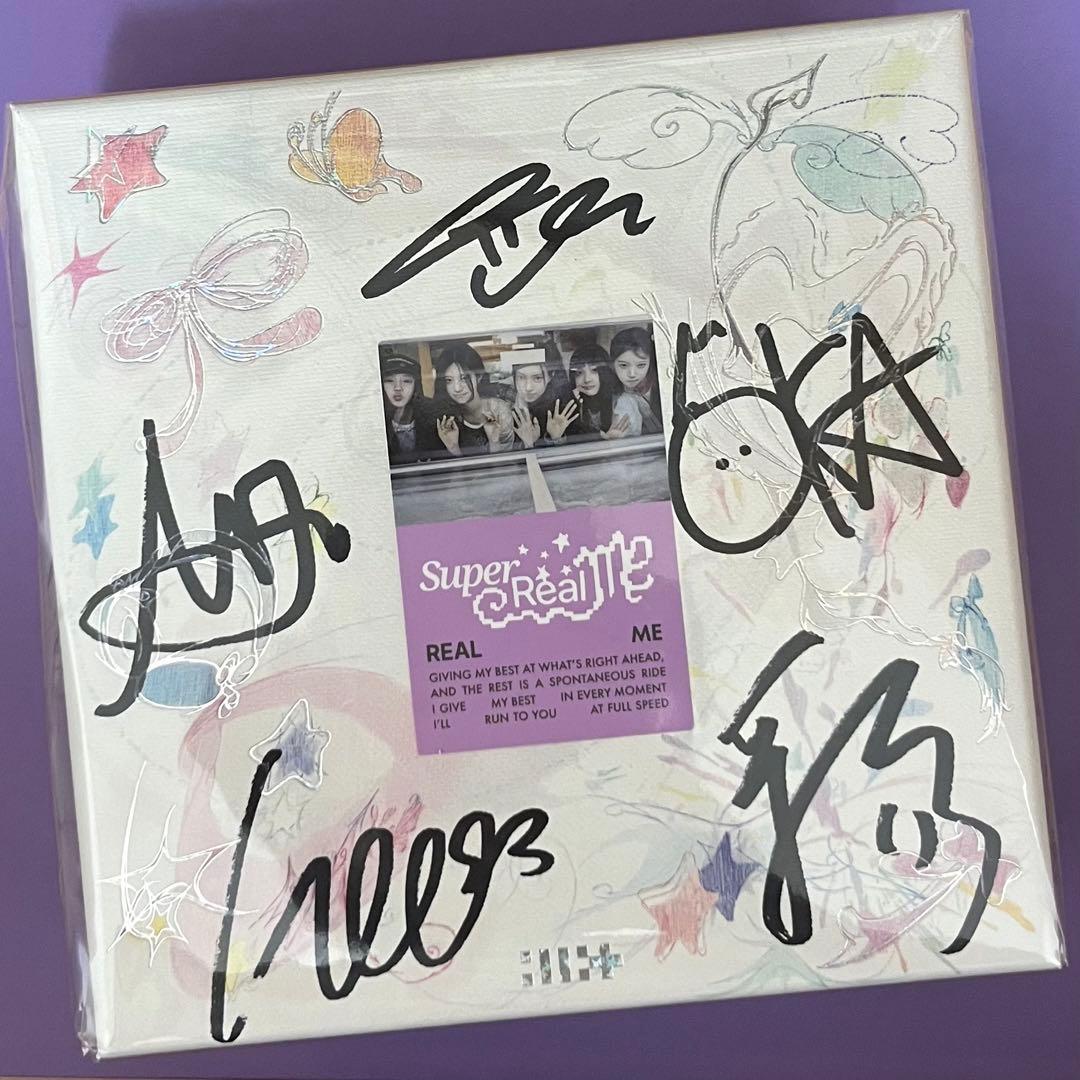 ILLIT アイリット 直筆サイン入り アルバム - メルカリ