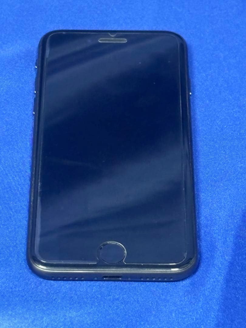 E2-23⭐️ iPhone 8 64GB NQ782J/A - メルカリ