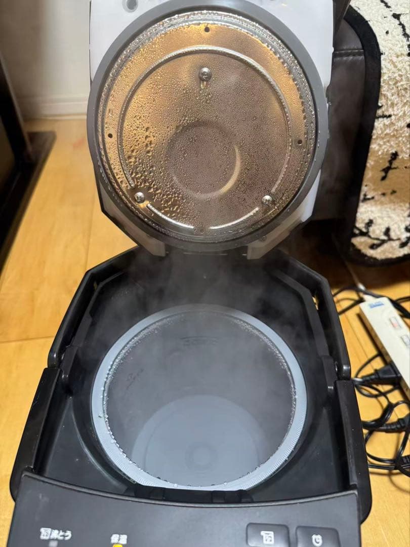 TIGER 魔法瓶ポット 2.2L ブラックpim-g220 消毒済み